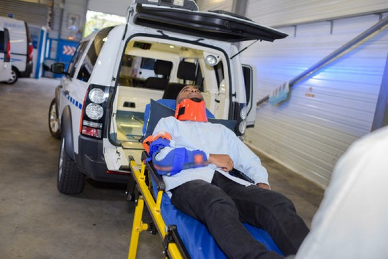 Onde Contratar Serviços de Remoção de Paciente em Ambulância  Atibaia - Serviço de Remoção de Pacientes Acamados Galo Branco