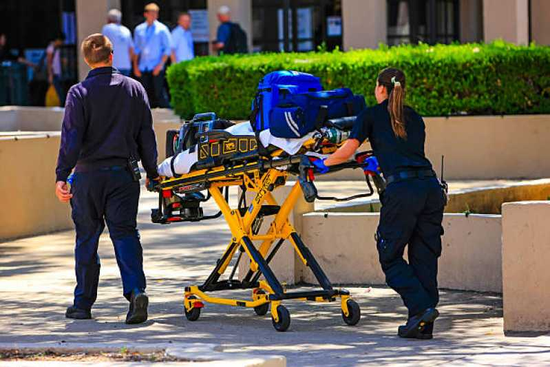 Serviço de Remoção de Pacientes entre Hospitais Jardim das Flores - Serviços de Remoção de Paciente em Ambulância Jardim Satélite